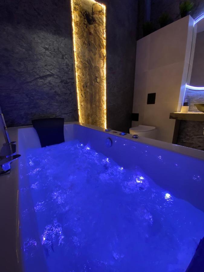Silver Shine Jacuzzi คราคูฟ ภายนอก รูปภาพ